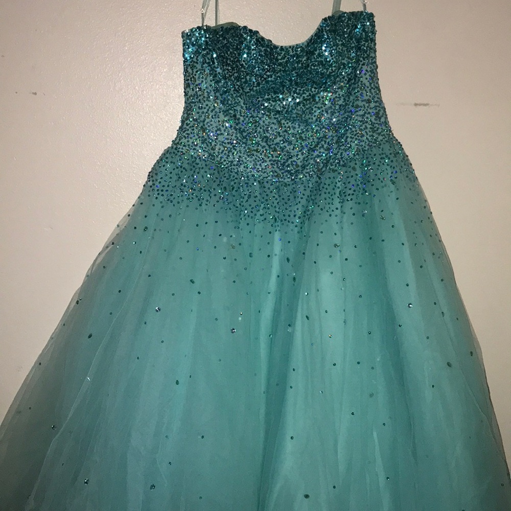 Prom dress